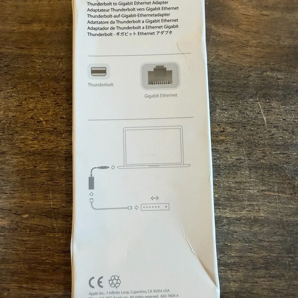 Apple Thunderbolt Ethernet Adapter - Sleek White